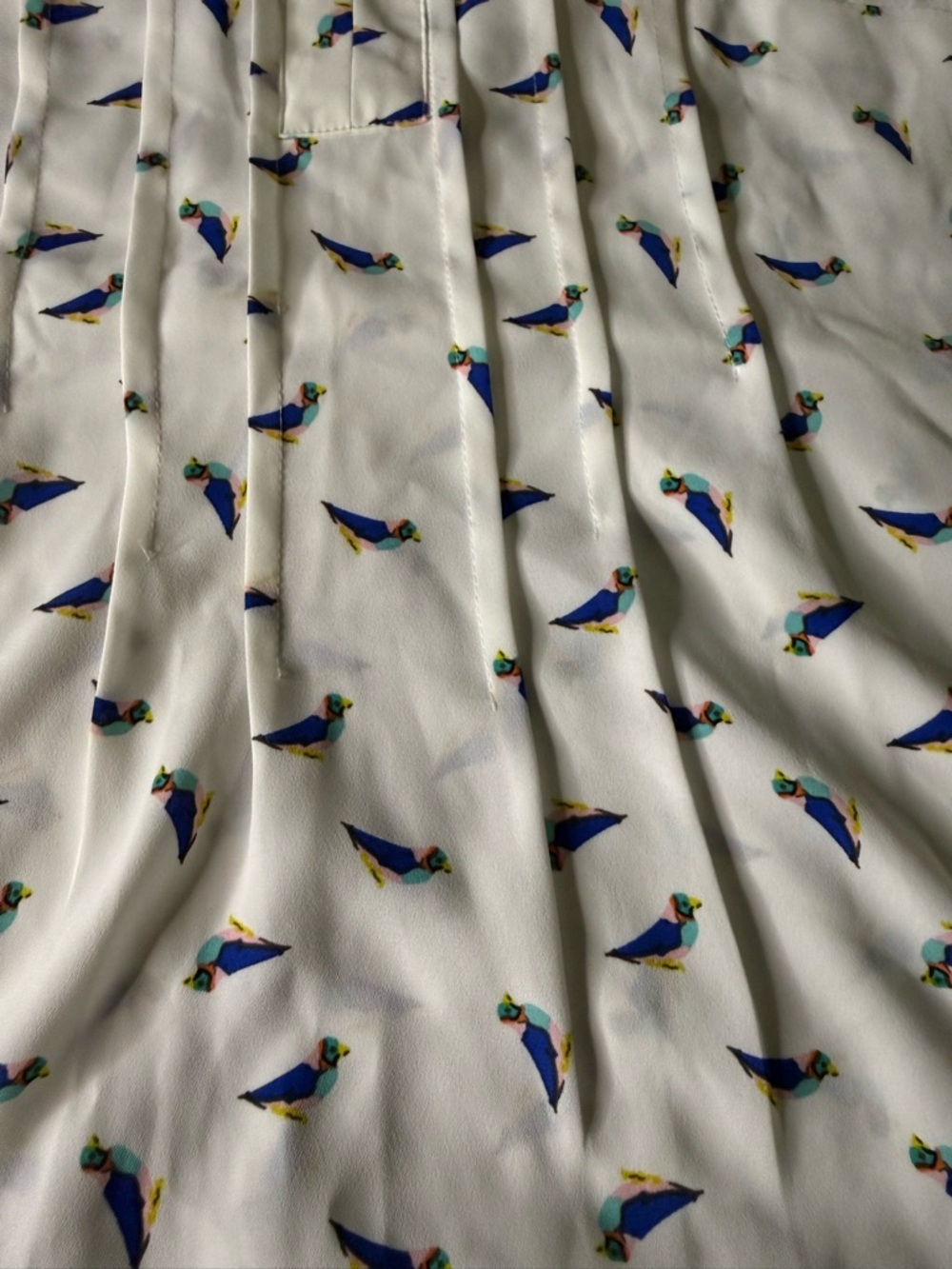 Daniel Rainn White Bird-Print Cap Sleeve Blouse - Picture 2 of 5